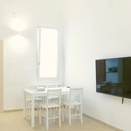 Apartment Ff *